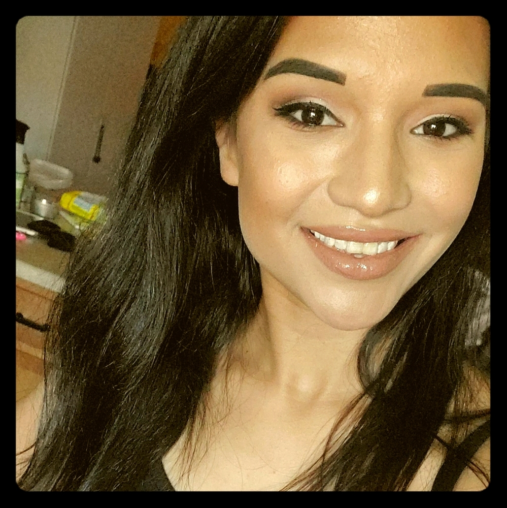 Meet your Posher, Julie